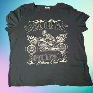 Tshirts and cropped shirts for sale